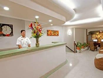 Emperador Vallarta Beachfront Hotel & Suites