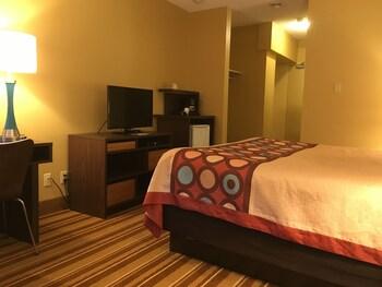 Super 8 Thunder Bay
