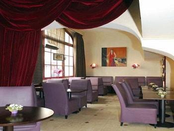 Hotel Pax Opera