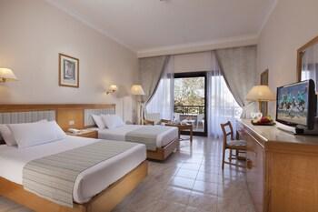 Sonesta Pharaoh Beach Resort
