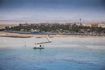 Sonesta Pharaoh Beach Resort