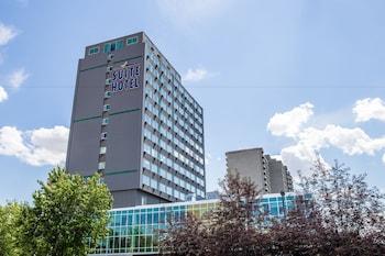 Campus Tower Suite Hotel