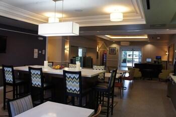 La Quinta Inn & Suites Tomball