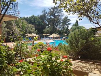 TUNACAN HOTEL