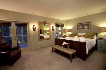 Auberge Residences at Element 52