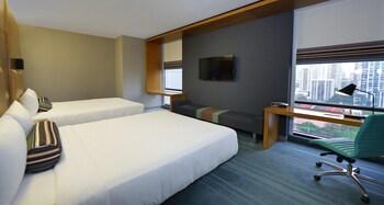 Aloft Panama