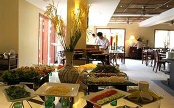 Essence Hoian Hotel & Spa