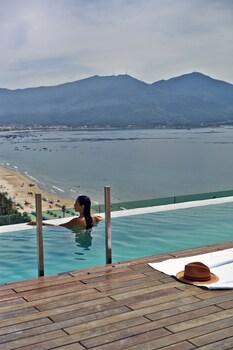 A La Carte Danang Beach