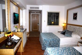 Crystal Waterworld Resort & SPA