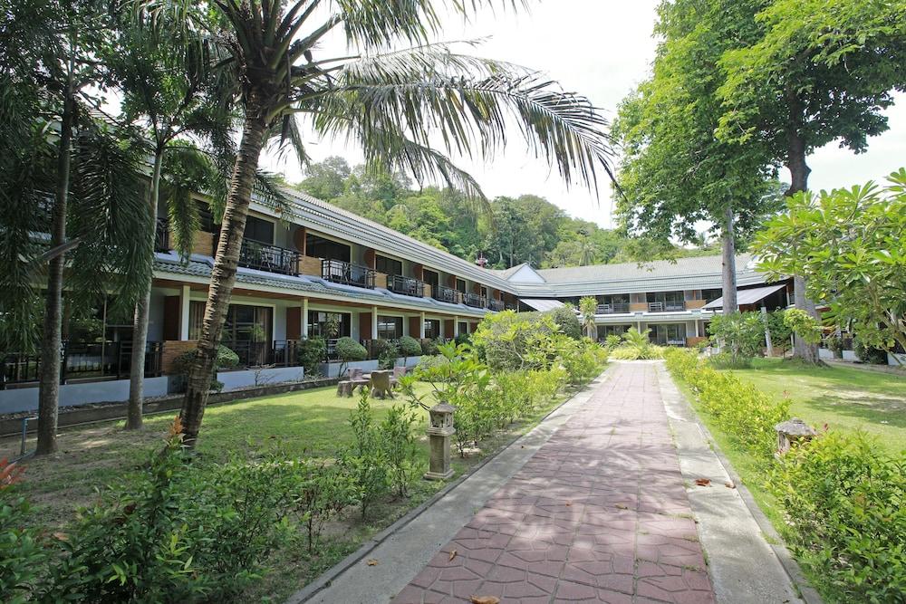 surroundings