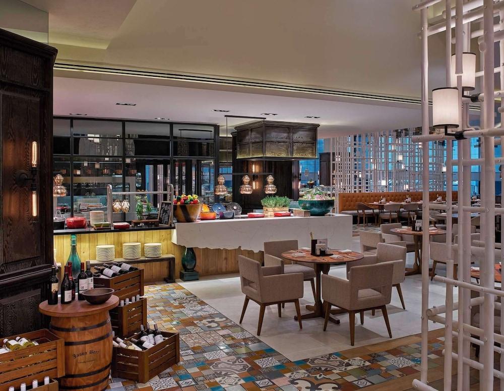 restaurant cafeteria