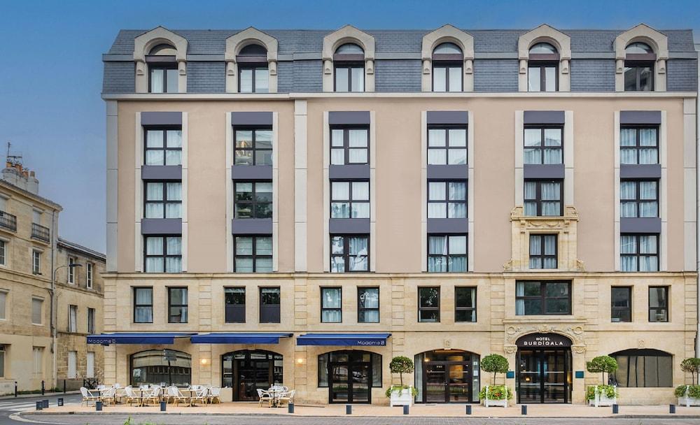 hotel
