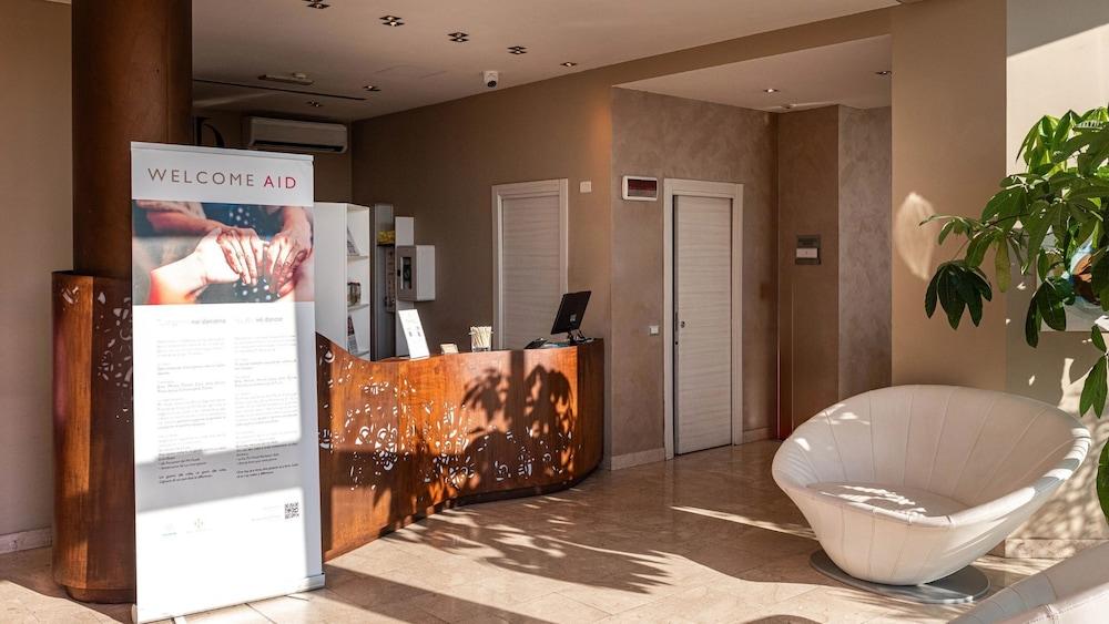 lobby