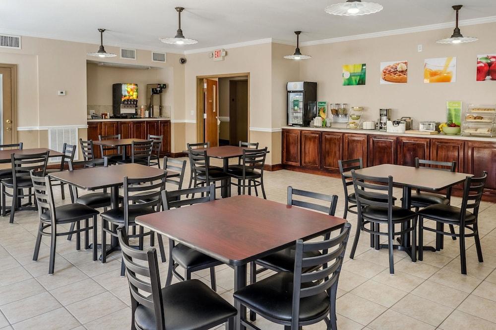 restaurant-cafeteria