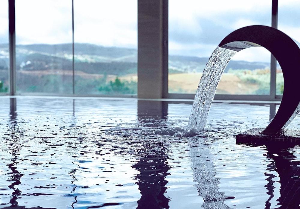 swimming pool spa