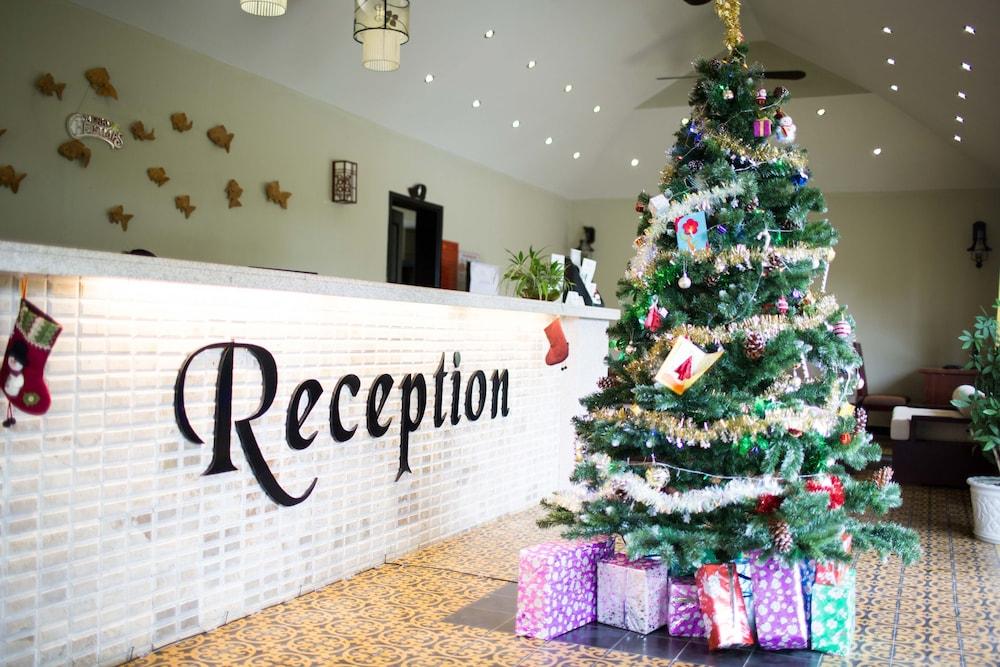 lobby