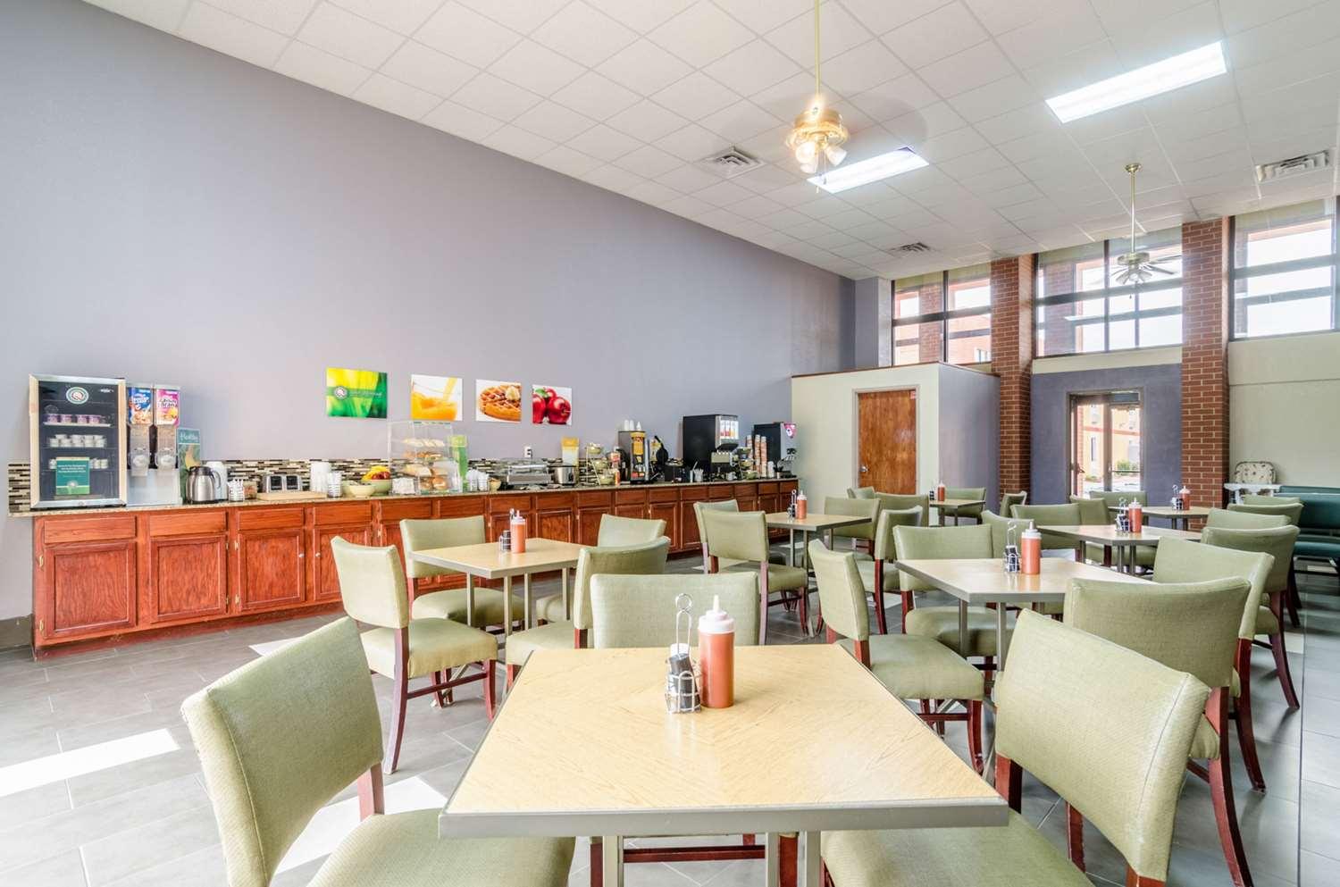 restaurant cafeteria