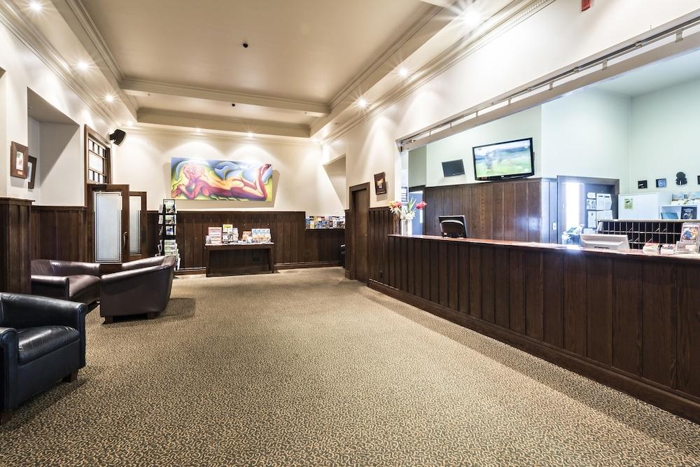 lobby