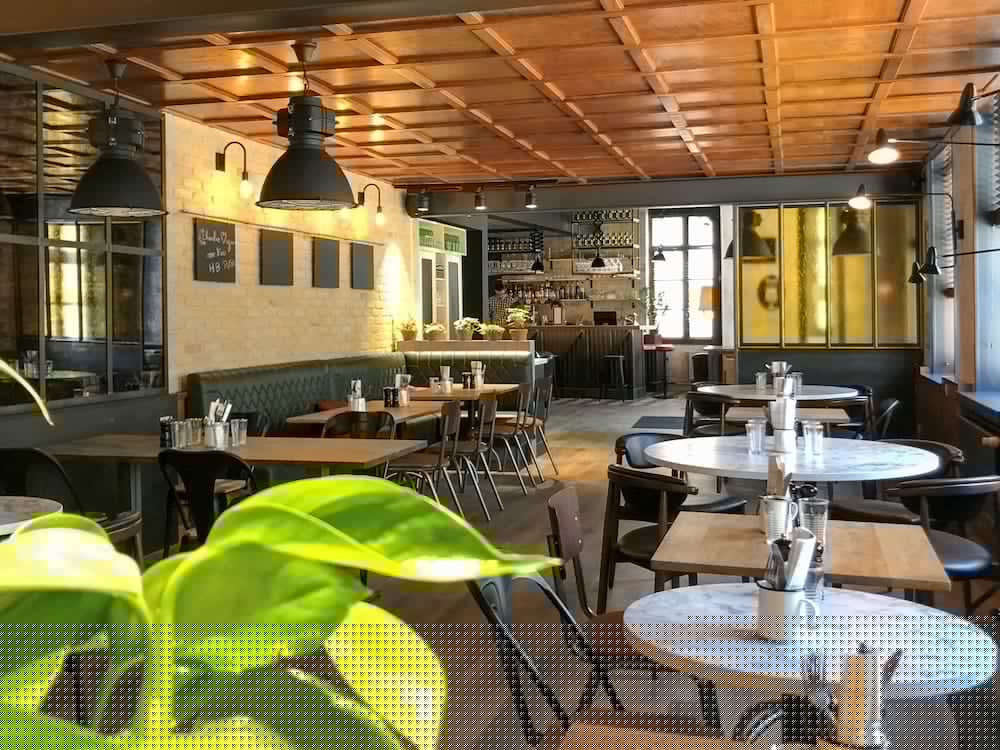 restaurant cafeteria