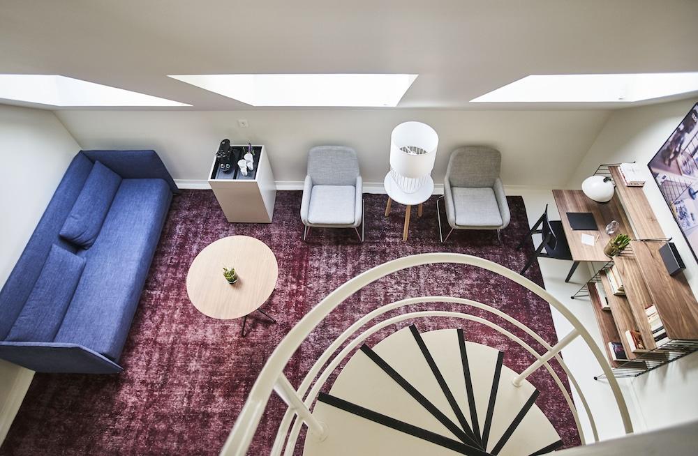 lobby