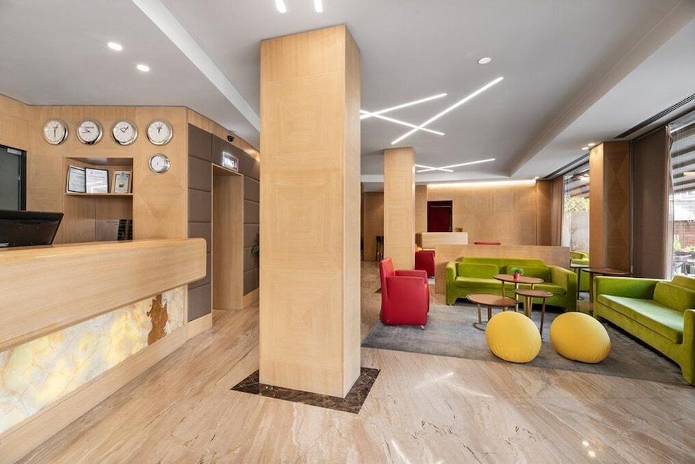 lobby