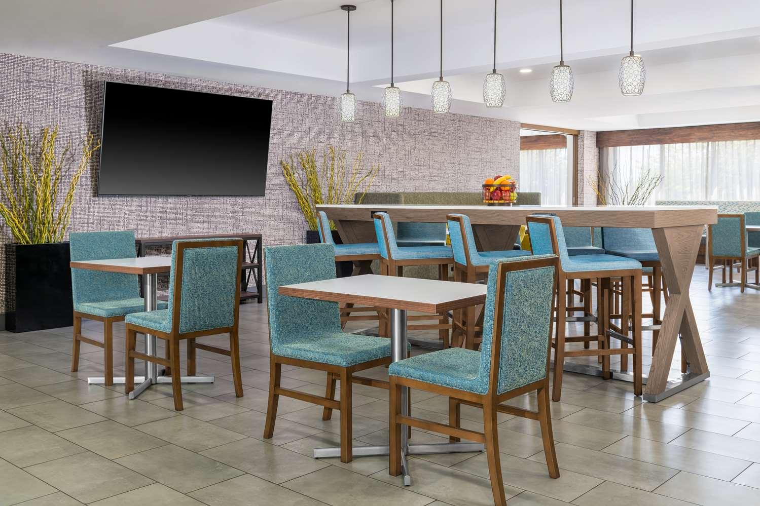 restaurant cafeteria