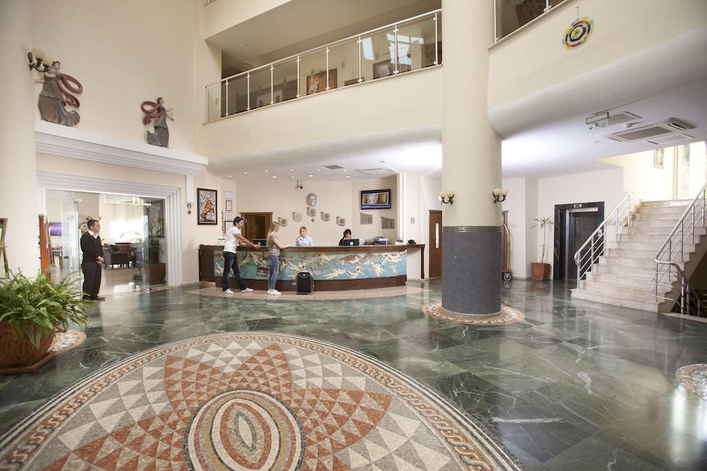 lobby