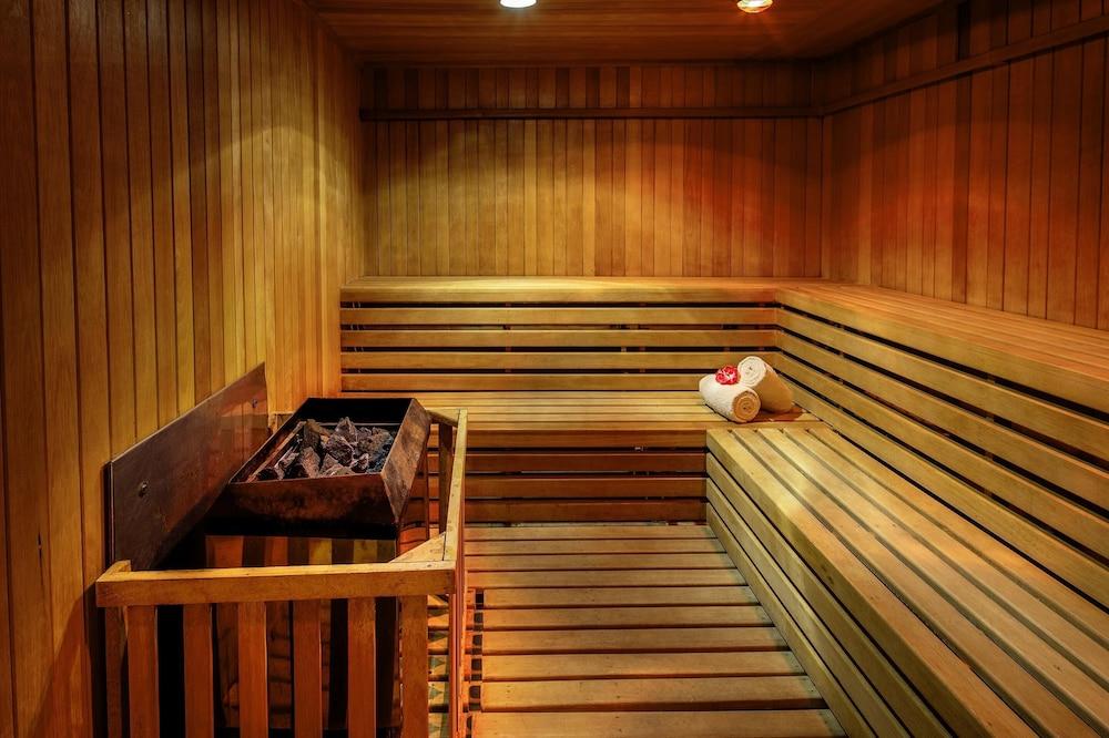 swimming pool spa