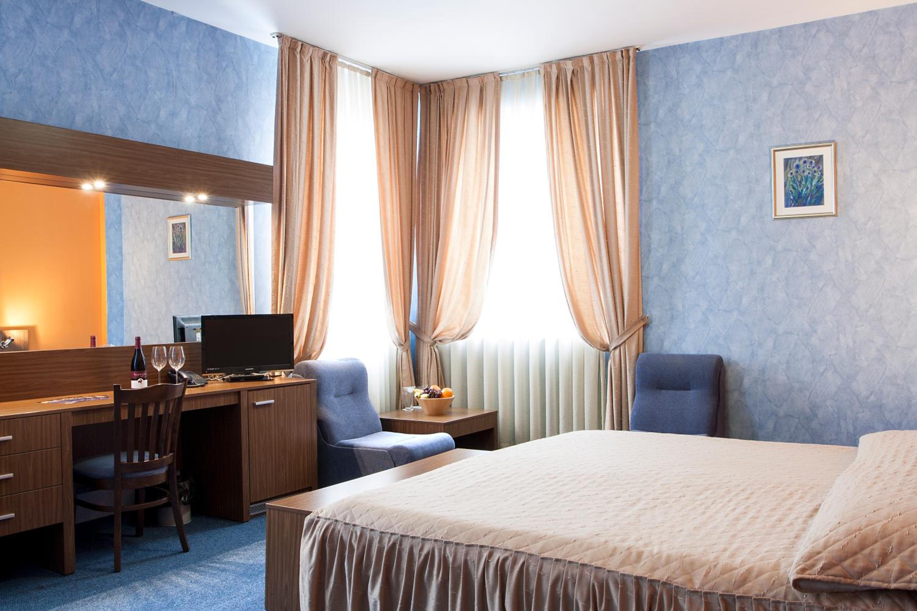 rooms