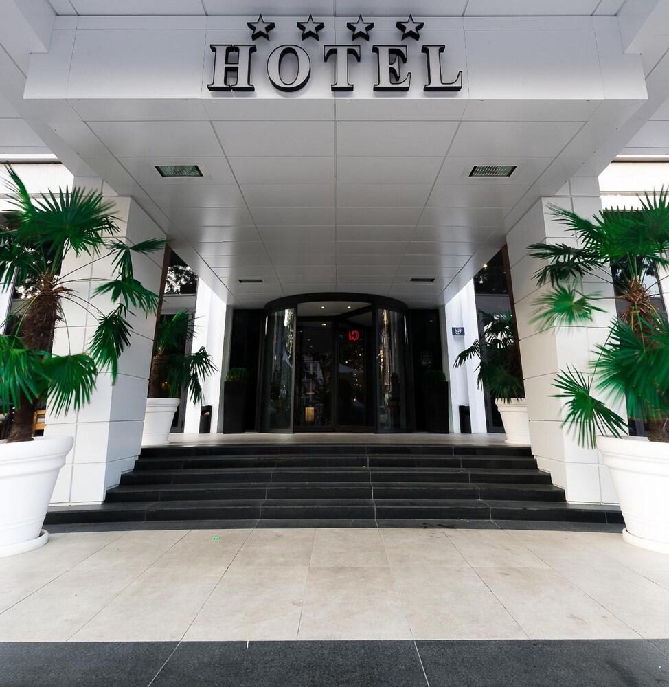 hotel