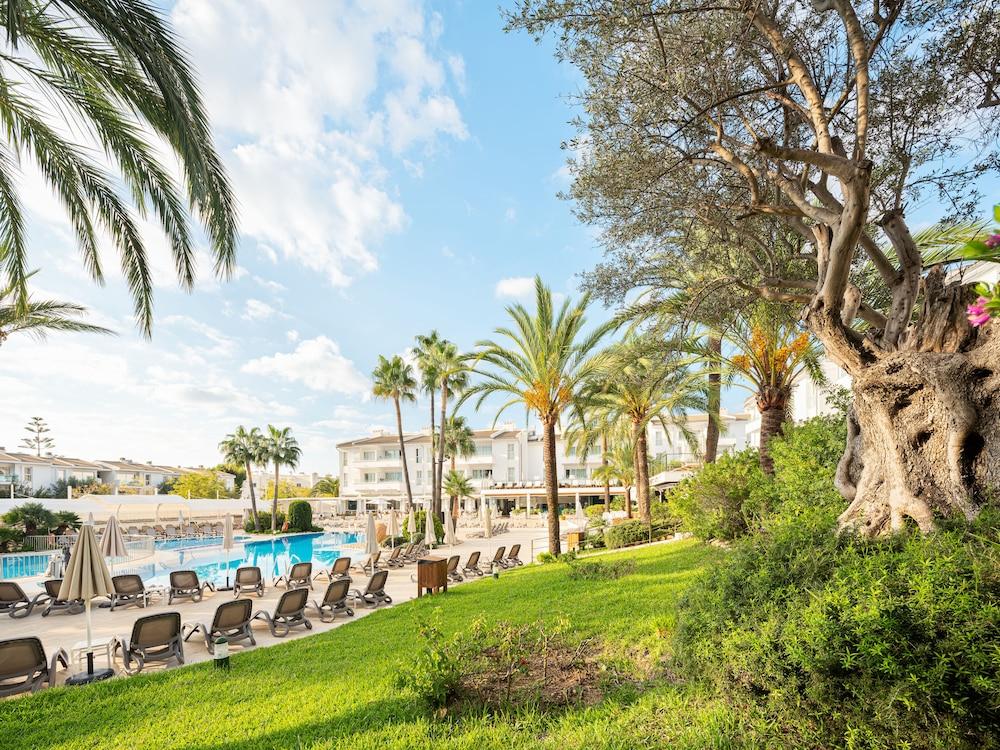 surroundings