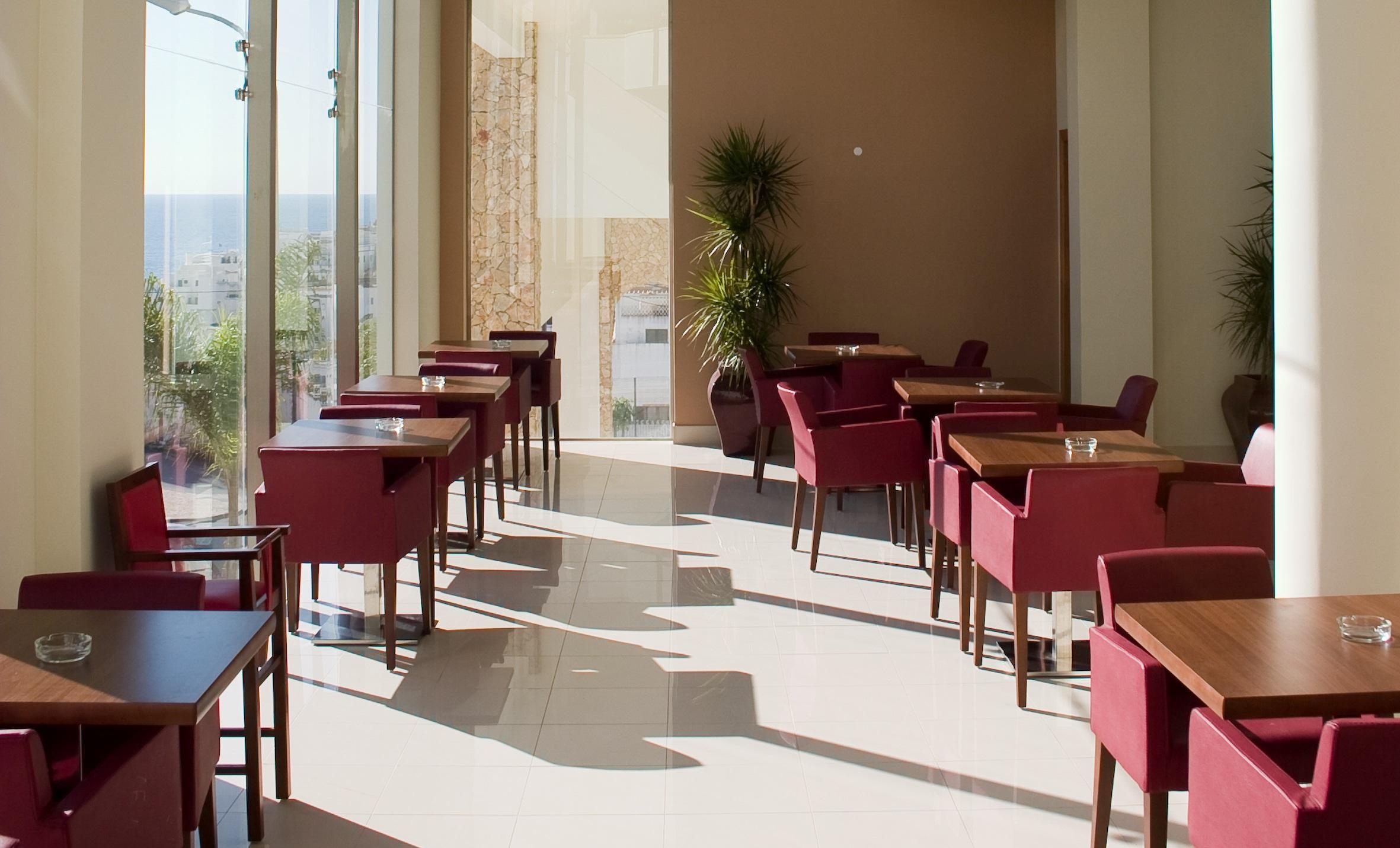 restaurant cafeteria