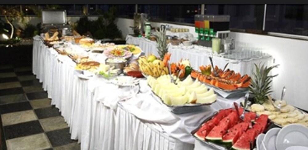 restaurant-cafeteria