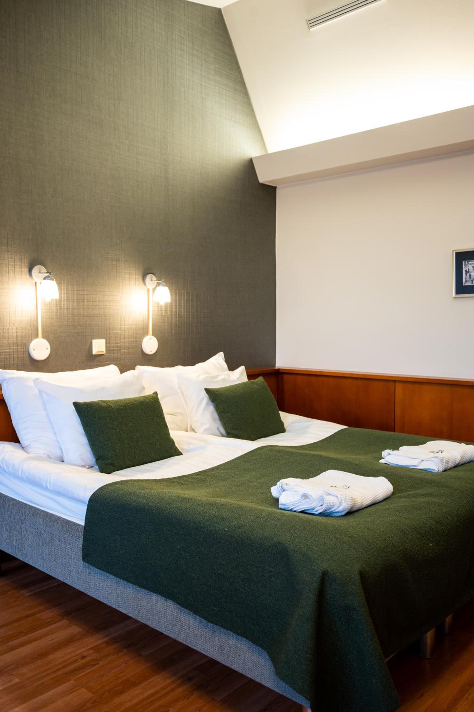 rooms