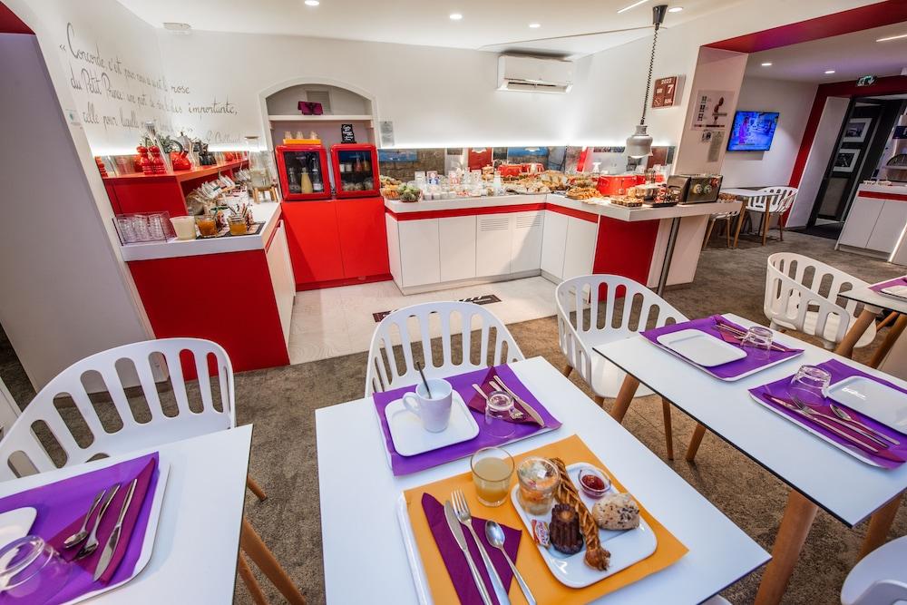 restaurant-cafeteria