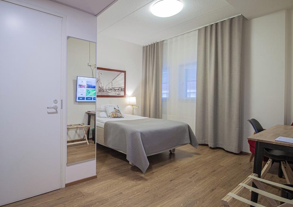 rooms