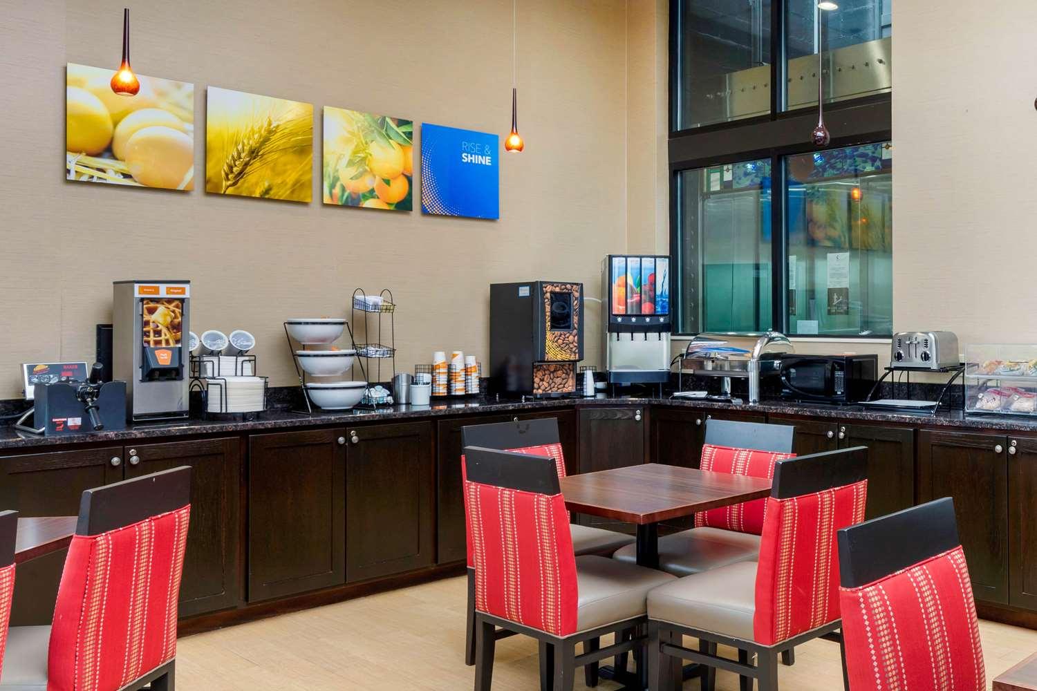 restaurant cafeteria