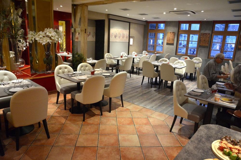 restaurant cafeteria
