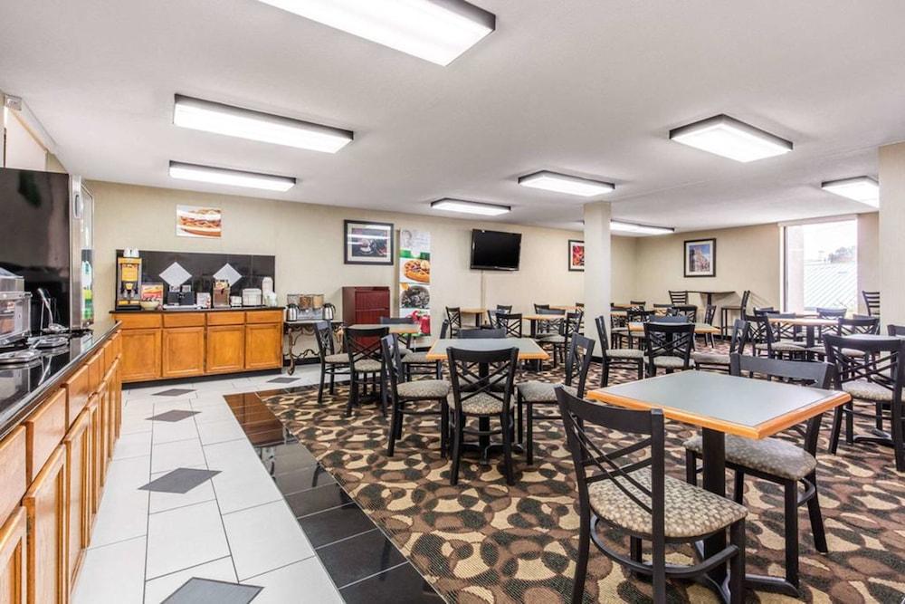 restaurant-cafeteria