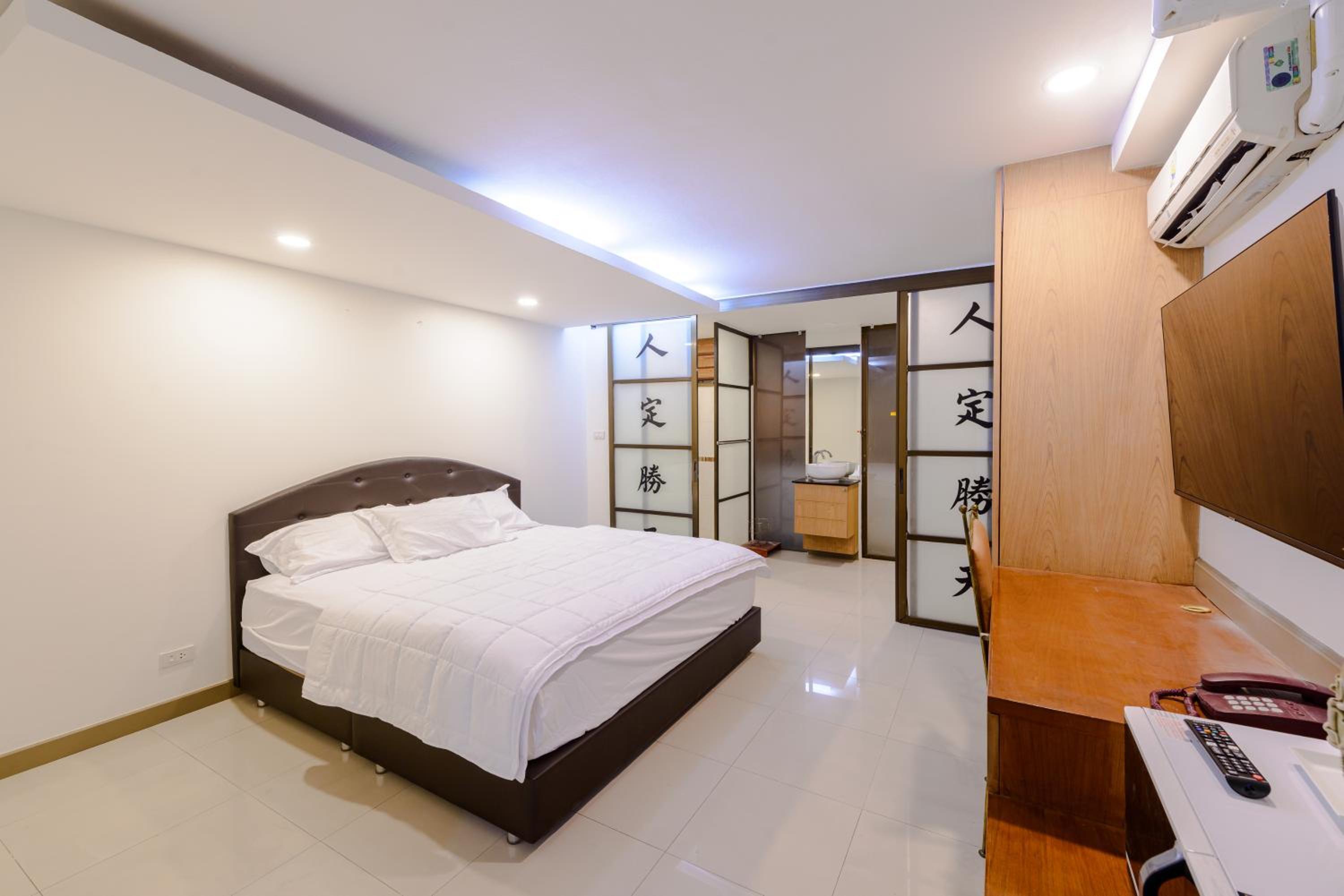rooms