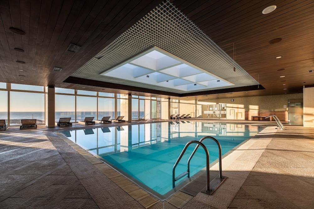 swimming pool spa