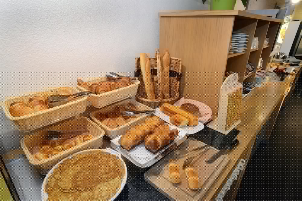 restaurant-cafeteria