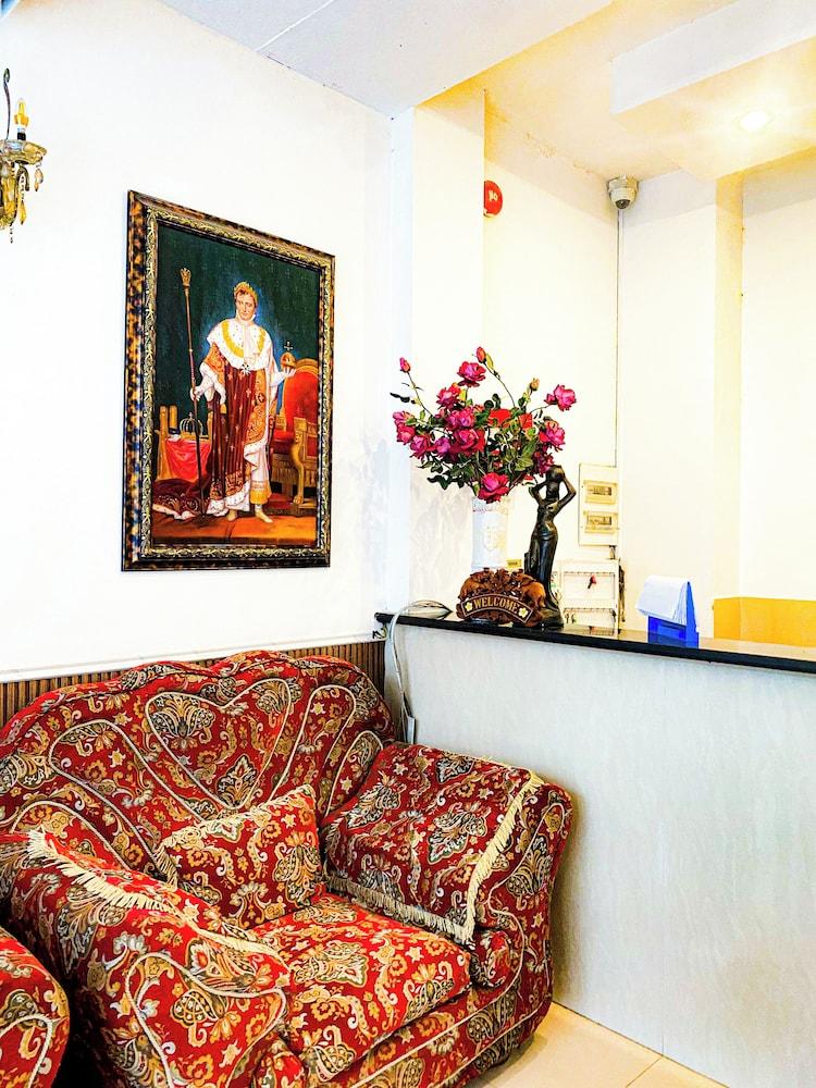 lounge