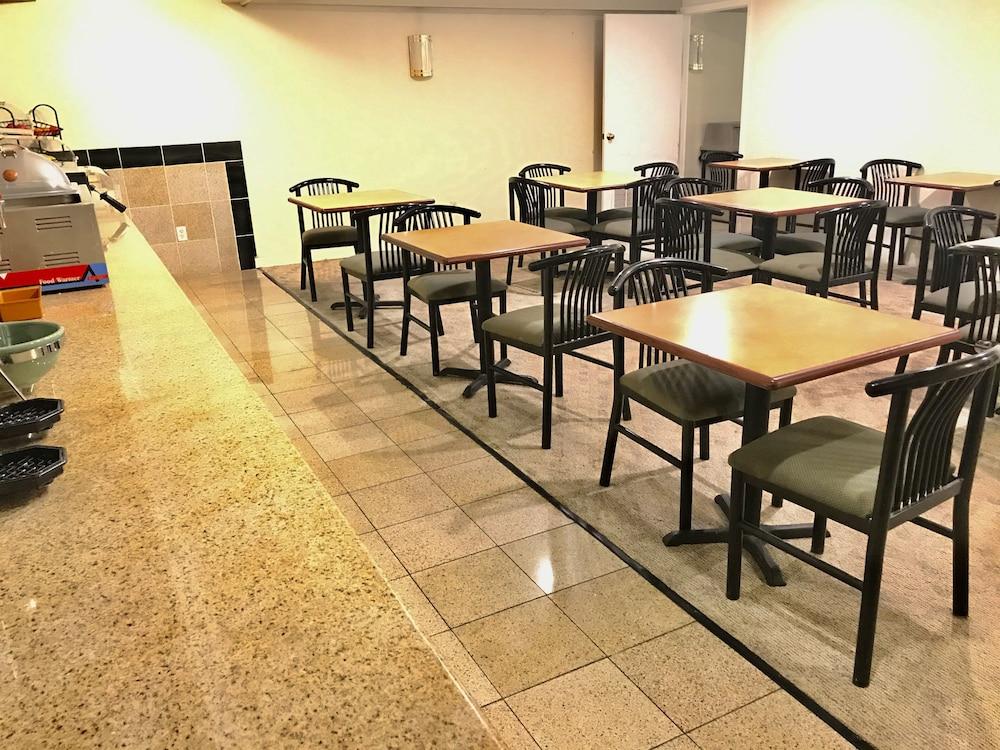 restaurant-cafeteria
