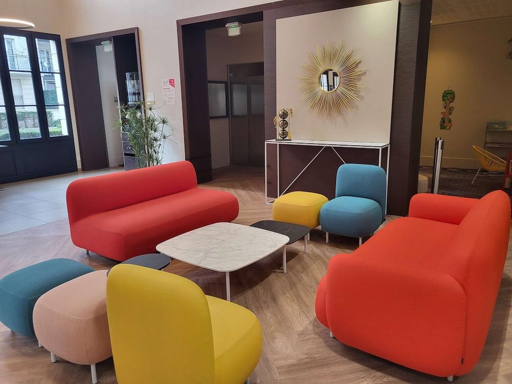 lounge