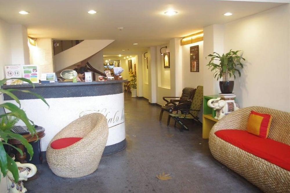lobby