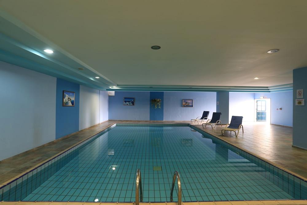 swimming pool spa