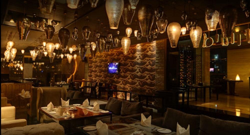 restaurant-cafeteria