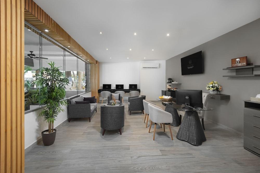 lounge