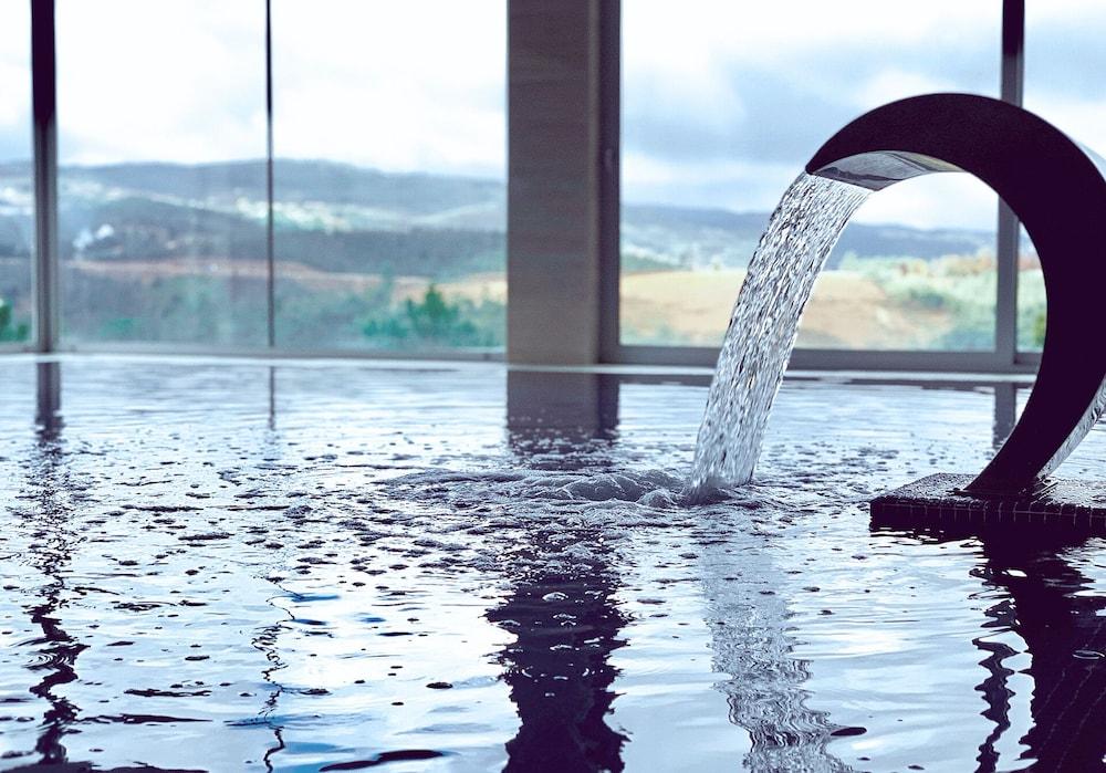 swimming pool spa